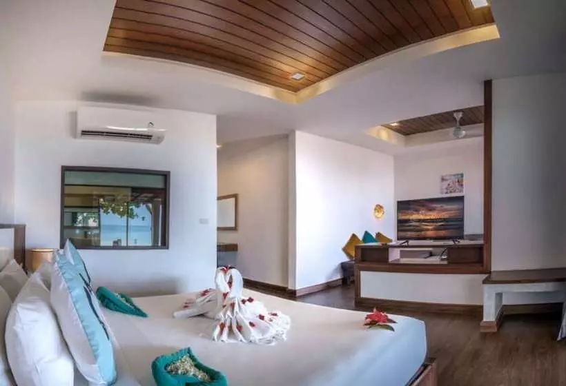 سوییت با چشم‌انداز دریا, Southern Lanta Resort