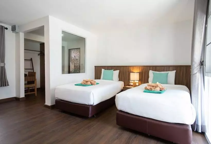 اتاق سوپریور با چشم‌انداز باغ, Southern Lanta Resort
