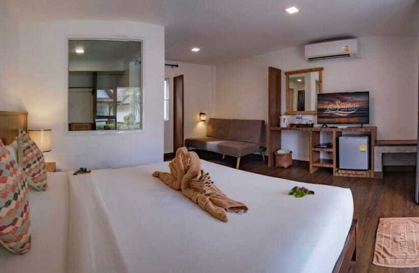 Номер Superior Вид на Сад, Southern Lanta Resort