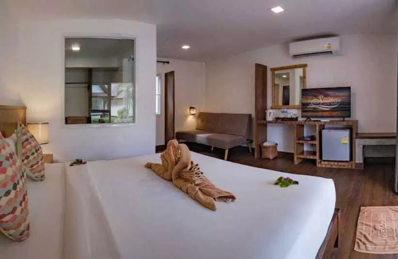 اتاق سوپریور با چشم‌انداز باغ, Southern Lanta Resort