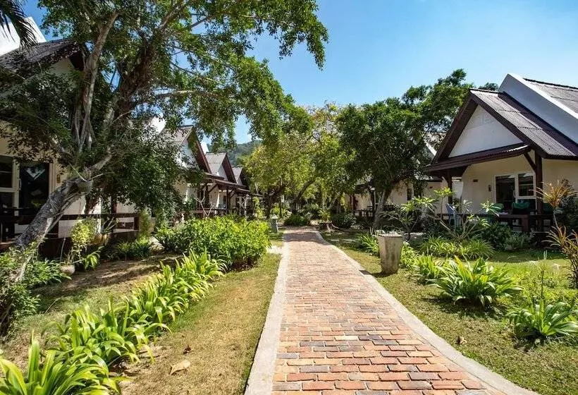 اتاق سوپریور با چشم‌انداز باغ, Southern Lanta Resort