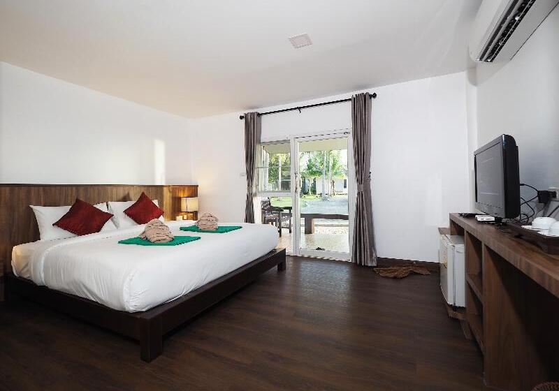 Бунгало Superior, Southern Lanta Resort