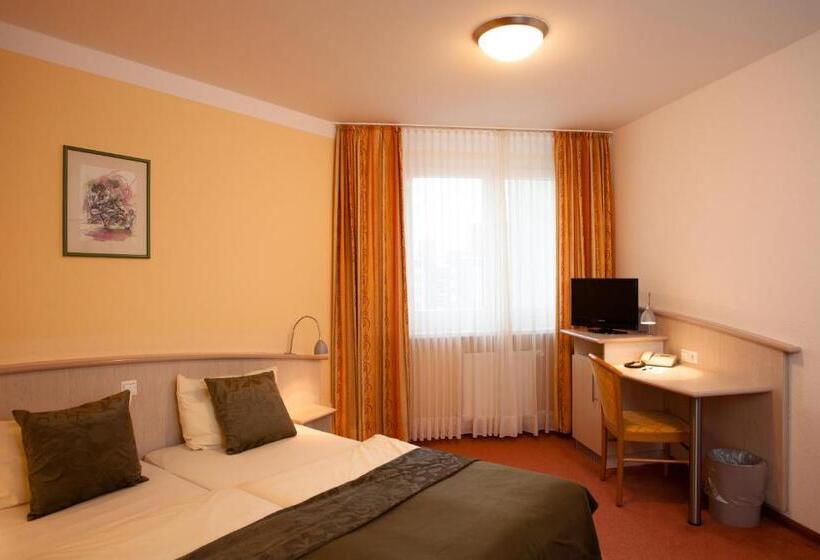 标准间, Panorama Inn