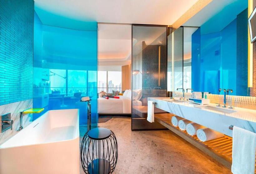 Büyük Çift Kişilik Yataklı Standart Oda, W Shanghai  The Bund