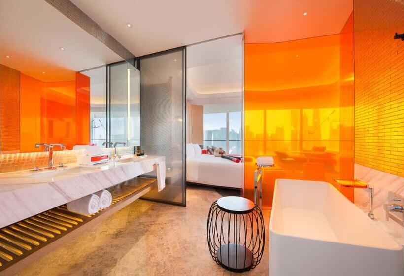 Standart Oda, W Shanghai  The Bund