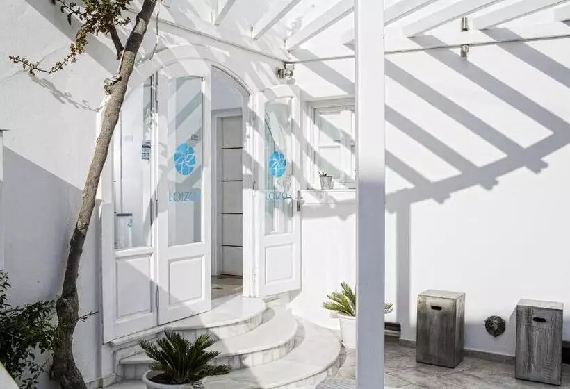اتاق خانوادگی, Loizos Stylish Residences