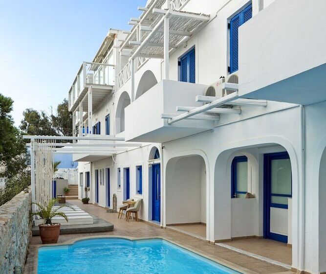 Номер Стандарт, Loizos Stylish Residences