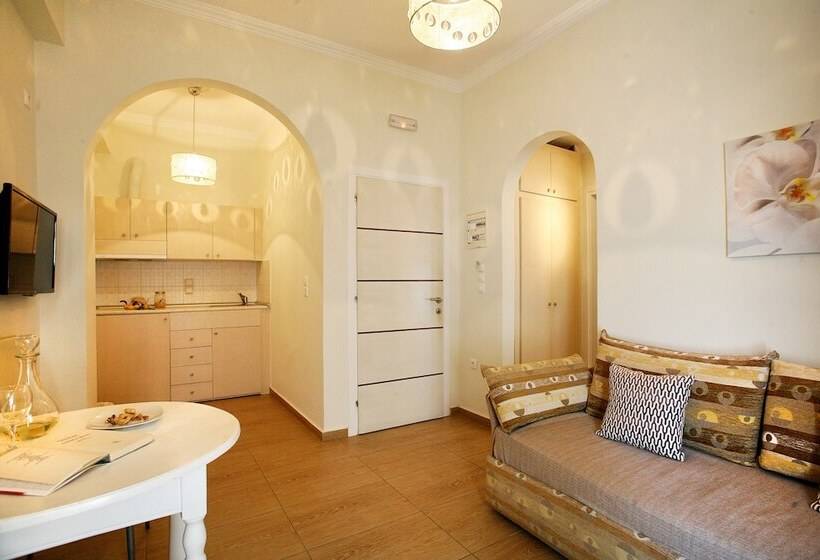 Апартаменты 1 Спальня, Loizos Stylish Residences