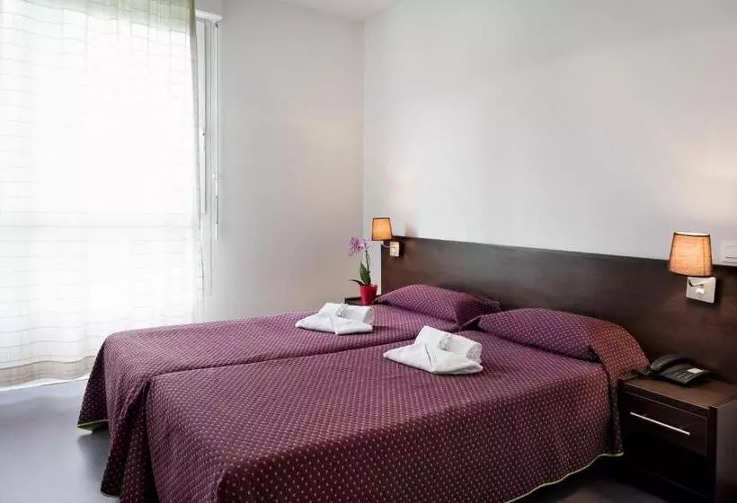 スタンダードスタジオ, Residhotel Les Hauts D Andilly