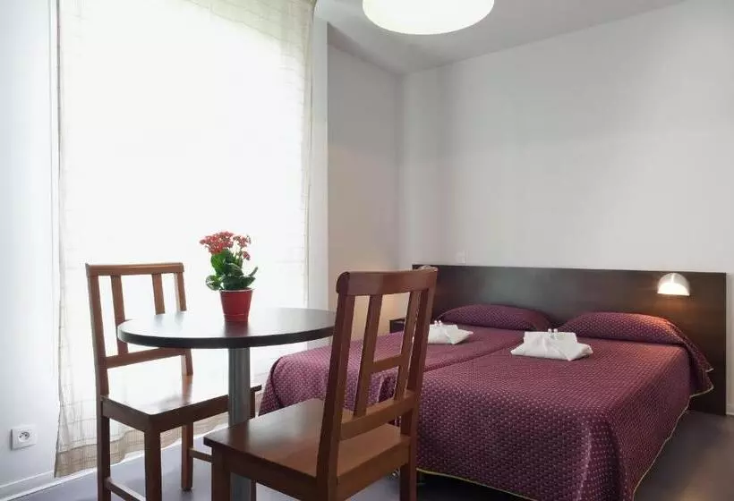 スタンダードスタジオ, Residhotel Les Hauts D Andilly