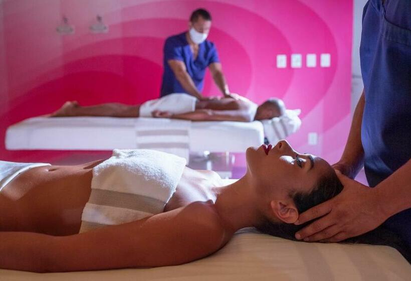 חדר סטנדרט נוף לגינה, Temptation Cancun Resort  All Inclusive  Adults Only