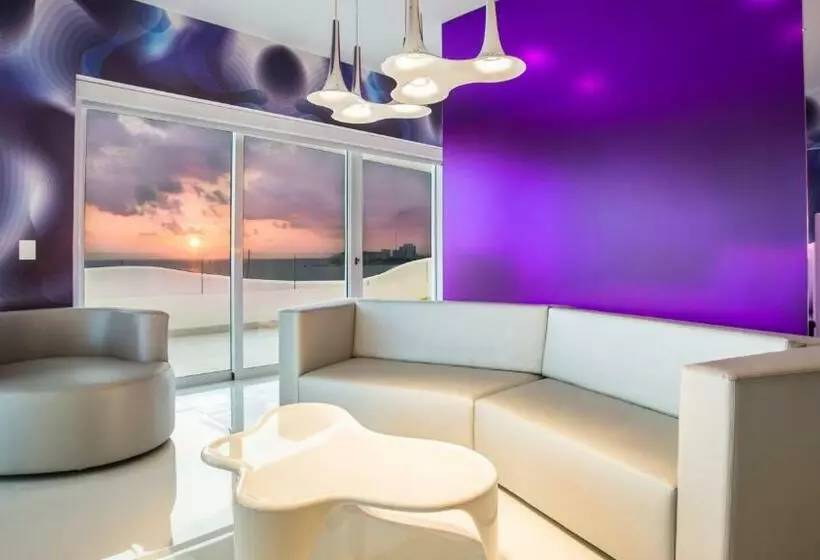 سوئیت مستر با چشم‌انداز دریا, Temptation Cancun Resort  All Inclusive  Adults Only