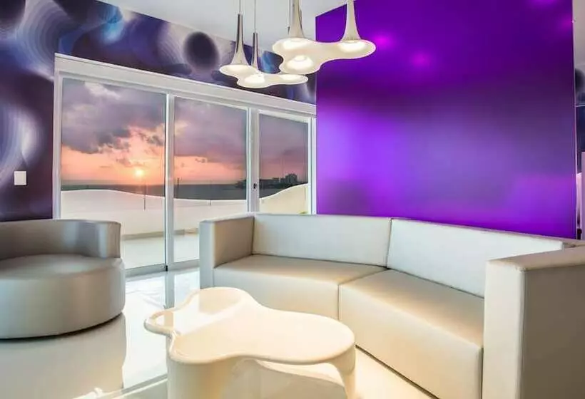 سوئیت مستر با چشم‌انداز دریا, Temptation Cancun Resort  All Inclusive  Adults Only