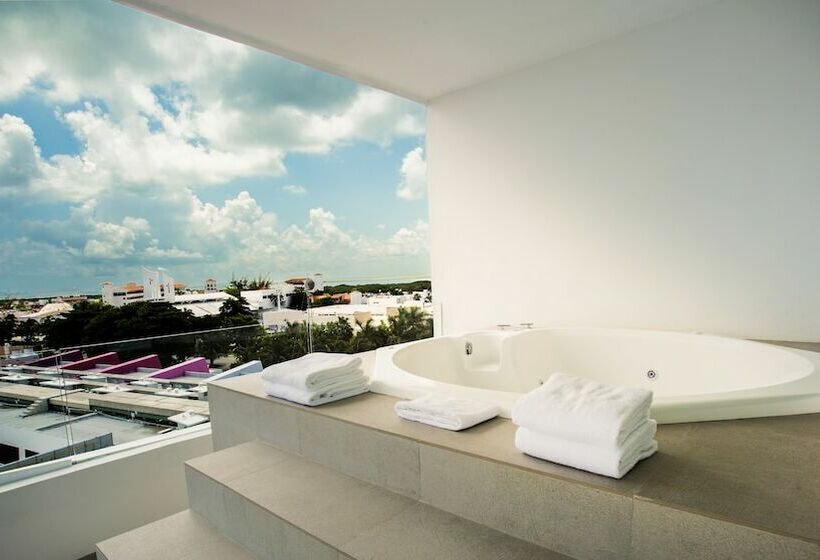 סוויטת מאסטר נוף לים, Temptation Cancun Resort  All Inclusive  Adults Only