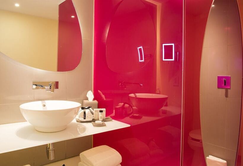 חדר סטנדרט נוף לגינה, Temptation Cancun Resort  All Inclusive  Adults Only