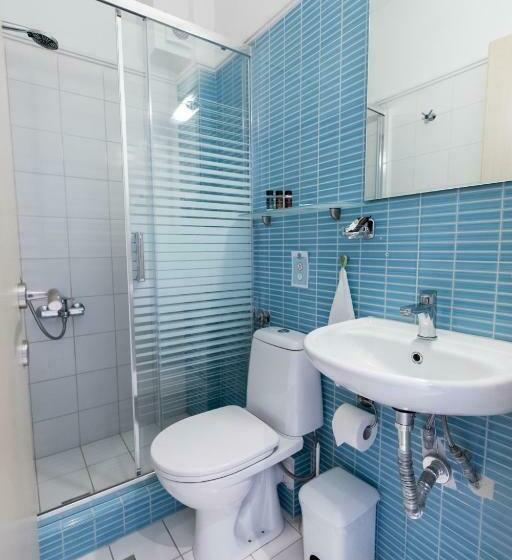 스탠다드 발코니 스튜디오, Melissanthi