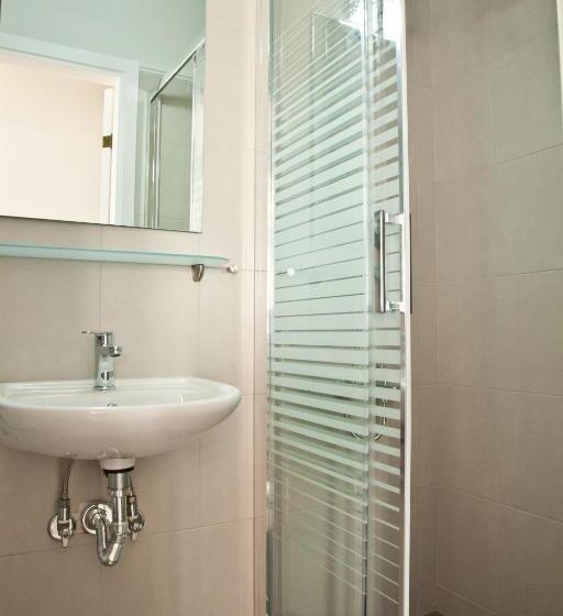 침실 1개 아파트, Melissanthi