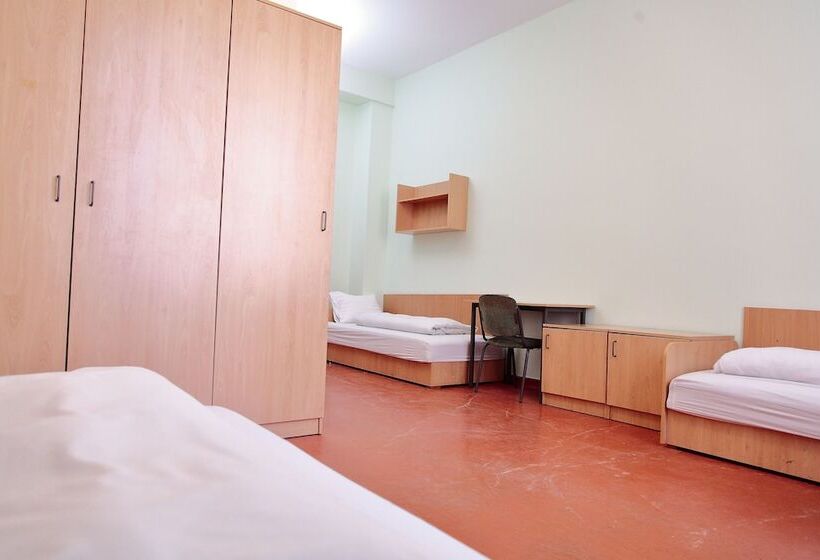 标准三人间, Pop Up Hostels  Downtown