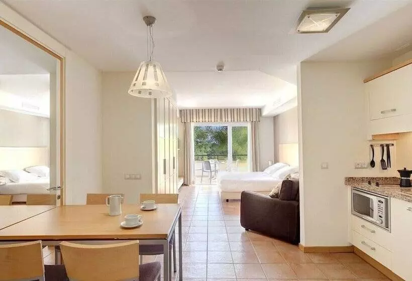 استودیوی سوپریور, Apartamentos Greenlife Golf
