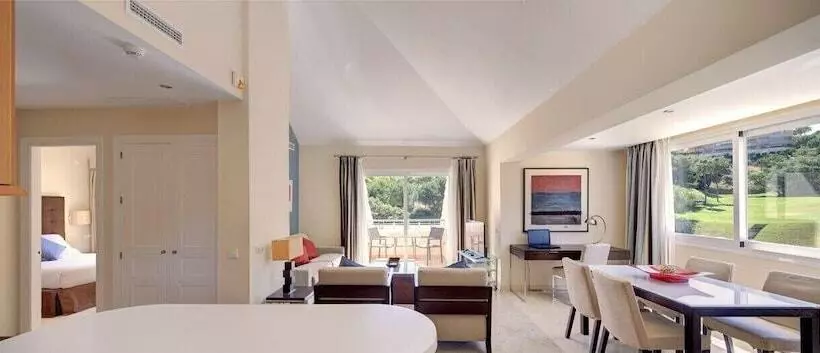 سوییت, Apartamentos Greenlife Golf