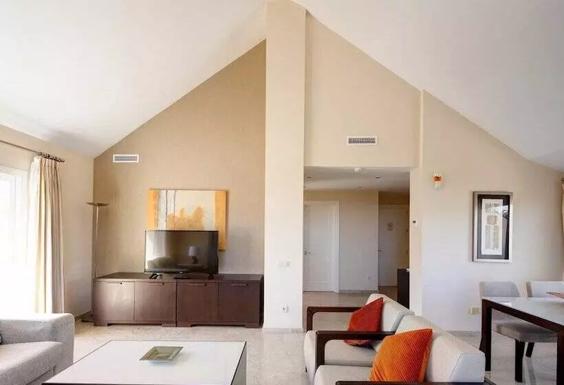 سوییت, Apartamentos Greenlife Golf