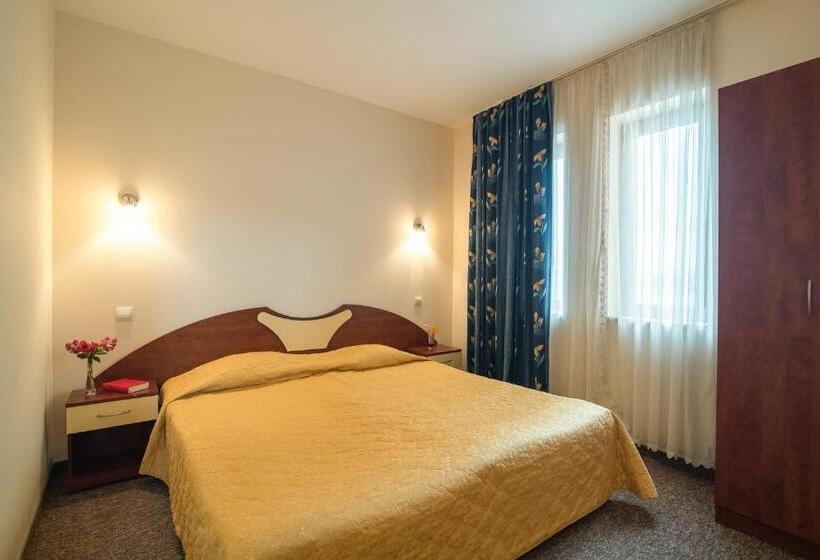 스탠다드 트리플 룸, Adamo