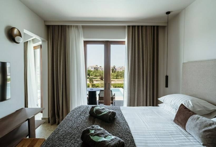 Люкс с Бассейном, Asterion Suites & Spa   Designed For Adults
