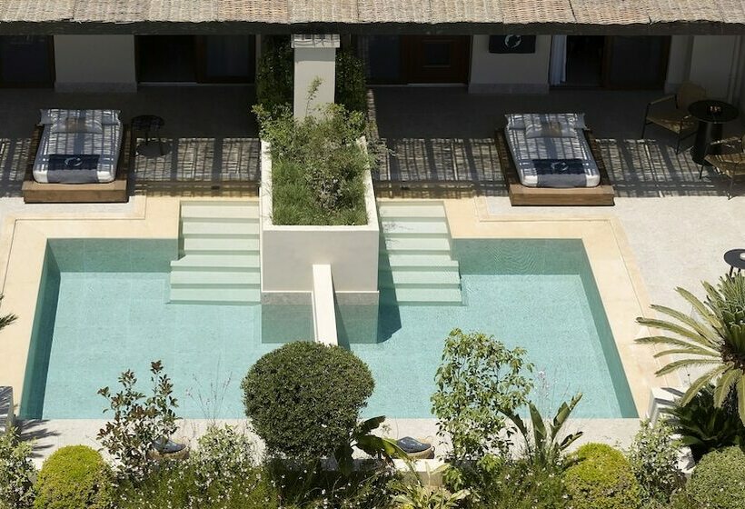 جناح مزود بحمام سباحة, Asterion Suites & Spa   Designed For Adults