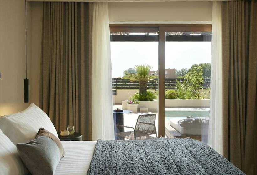 جناح مزود بحمام سباحة, Asterion Suites & Spa   Designed For Adults