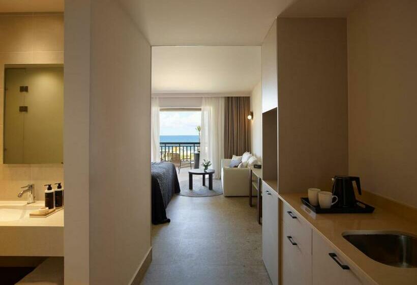 غرفة سوبيريور مطلّة علي البحر, Asterion Suites & Spa   Designed For Adults