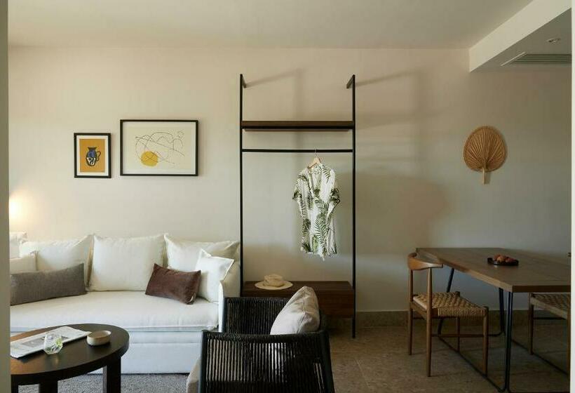 套房配有游泳池, Asterion Suites & Spa   Designed For Adults