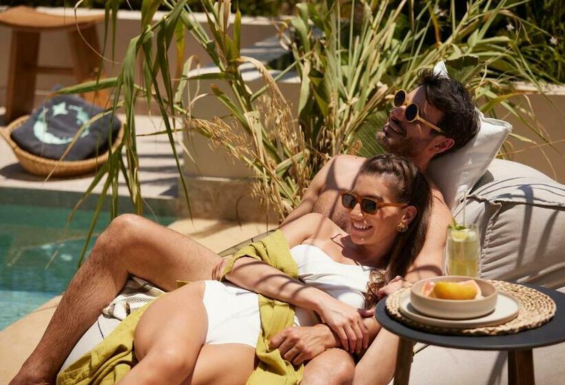 جناح بريميوم, Asterion Suites & Spa   Designed For Adults