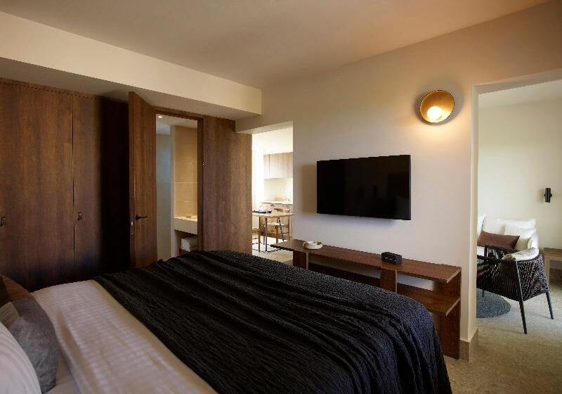 Люкс с Бассейном, Asterion Suites & Spa   Designed For Adults