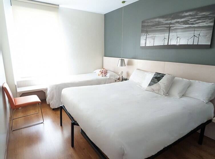 スタンダードトリプルルーム, Bed4u Tudela