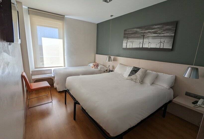 スタンダードトリプルルーム, Bed4u Tudela