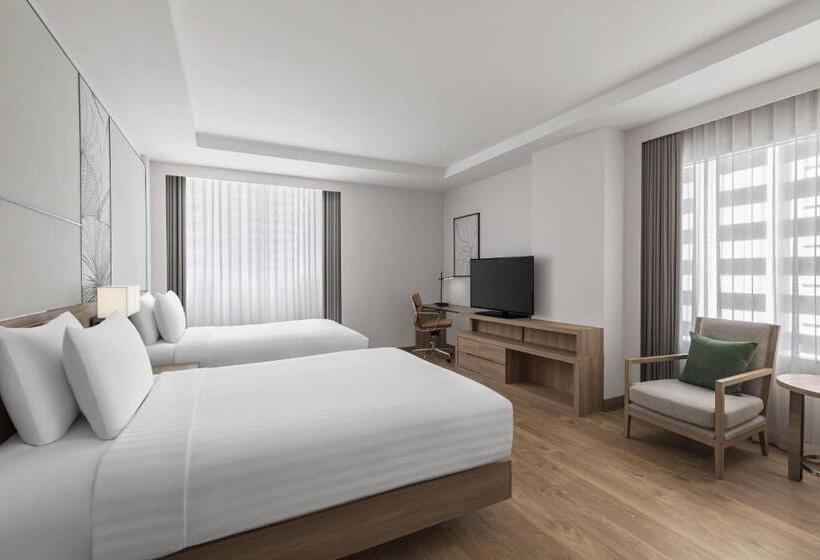 İki Çift Kişilik Yataklı Standart Oda, Courtyard By Marriott Bangkok