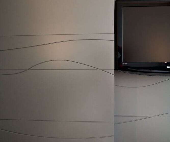 اتاق سوپریور, Eos