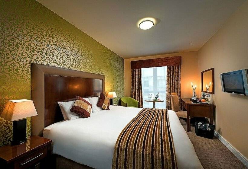 Standard Room, George Limerick