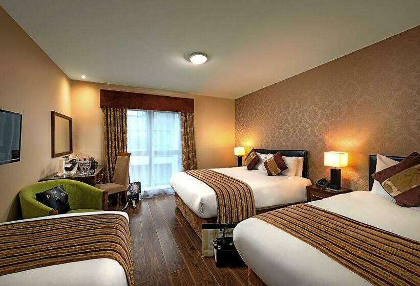 Семейный Номер, George Limerick