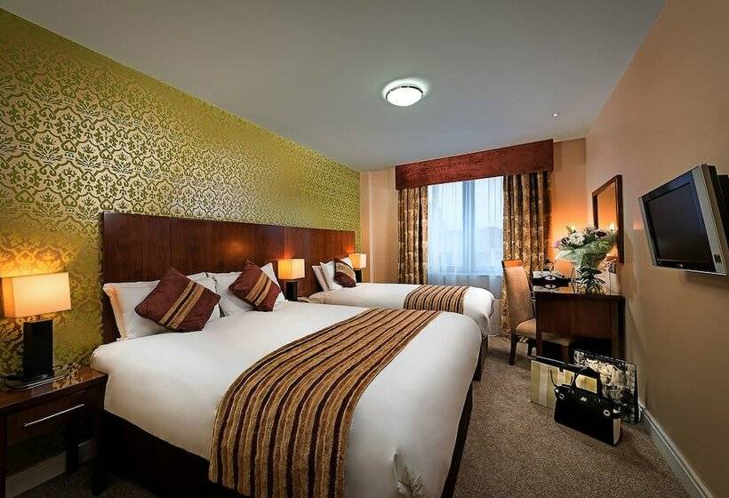 Номер Стандарт Трехместный, George Limerick