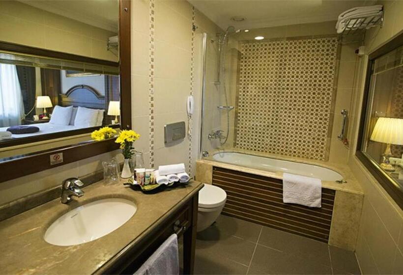 デラックススイート, Glk Premier Regency Suites & Spa