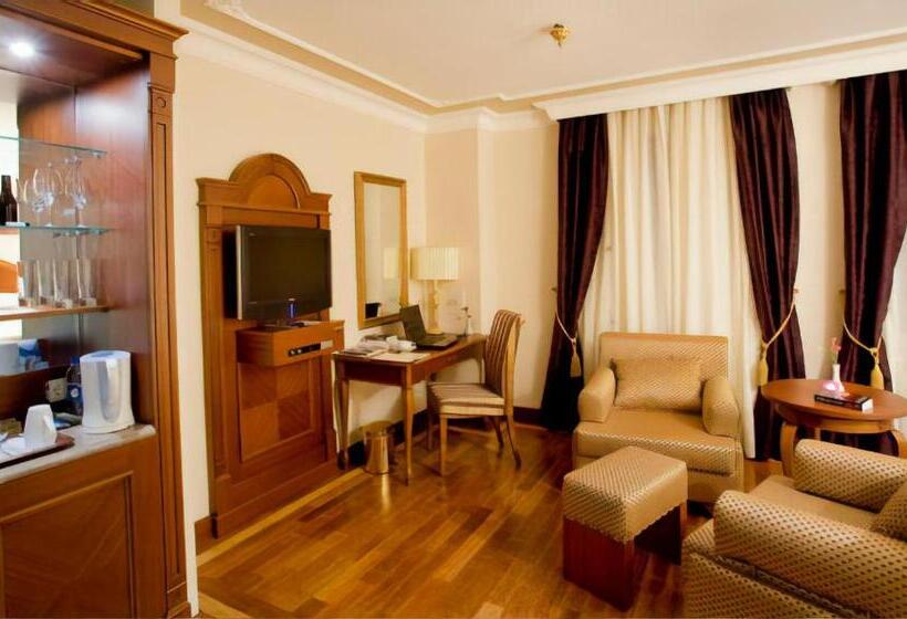 デラックススイート, Glk Premier Regency Suites & Spa