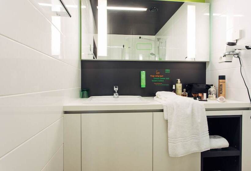 استودیوی سوپریور, Harry S Home Hart Bei Graz Hotel & Apartments