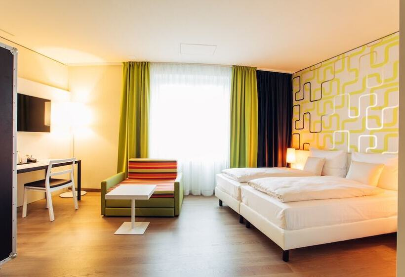 استودیوی سوپریور, Harry S Home Hart Bei Graz Hotel & Apartments