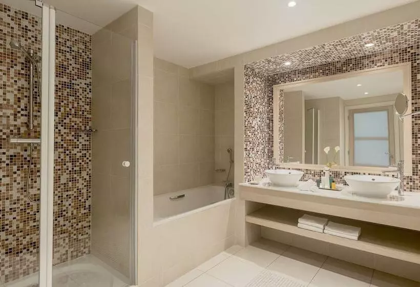 Juniorsviitti, Hilton Evianlesbains