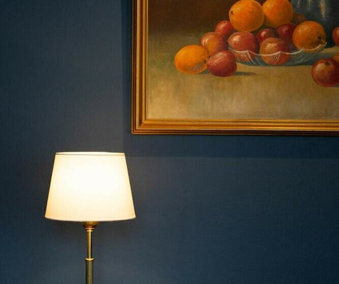 اتاق استاندارد یک تخته با بالکن, Holt The Art