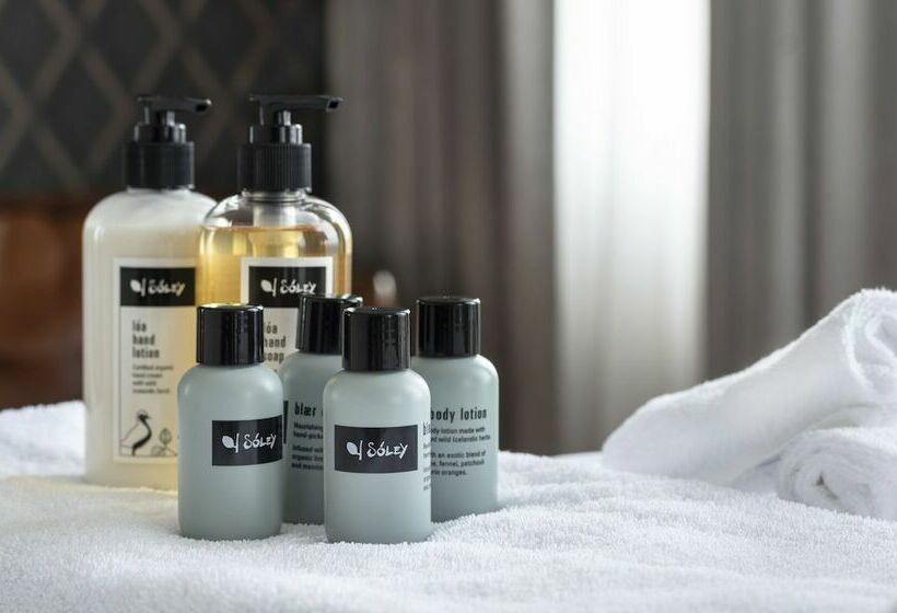 سوییت, Holt The Art