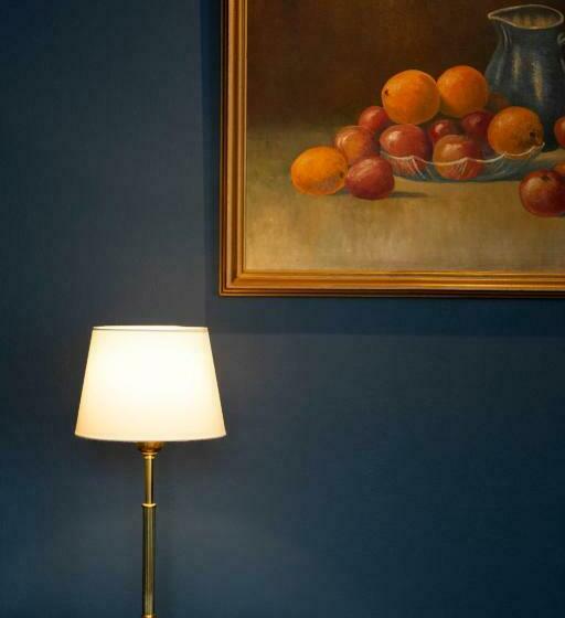 سوییت جونیور با بالکن, Holt The Art