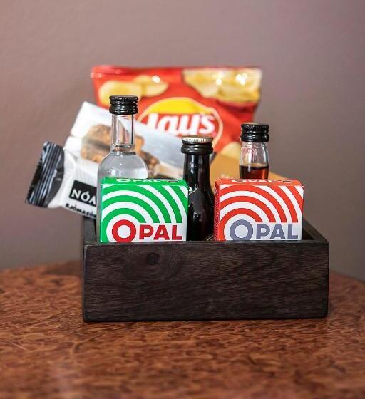 اتاق استاندارد یک تخته با بالکن, Holt The Art