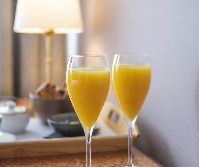 اتاق استاندارد, Holt The Art